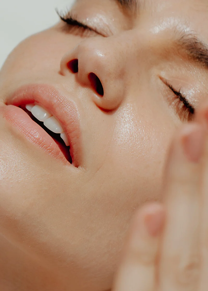 Light Work Rosehip Cleansing Oil - Image 3